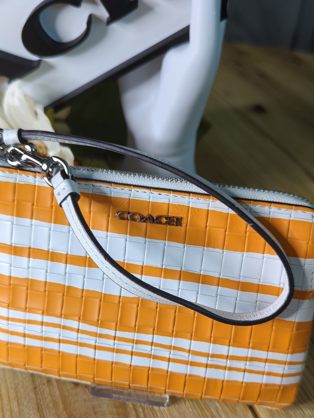 Coach Bleeker Striped Wristlet With Metal Hang Tag - Picture 5 of 9